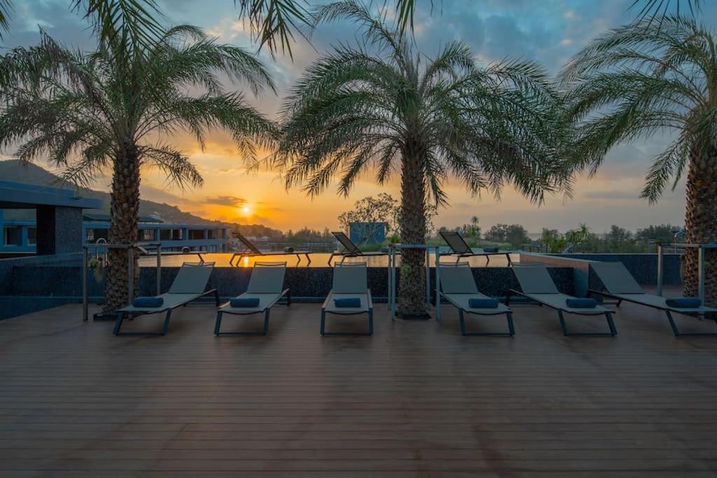 Kamala Beach P55 Exclusive Junior Suite Екстериор снимка
