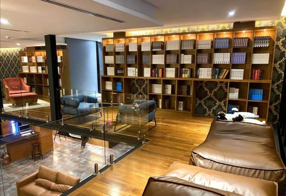 Kamala Beach P55 Exclusive Junior Suite Екстериор снимка