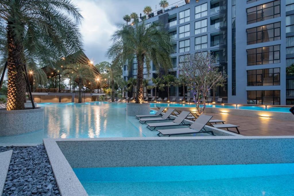 Kamala Beach P55 Exclusive Junior Suite Екстериор снимка